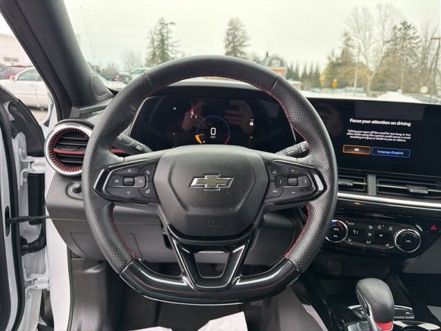 Used 2025 Chevrolet Trax RS w/ Driver Confidence Package image 22