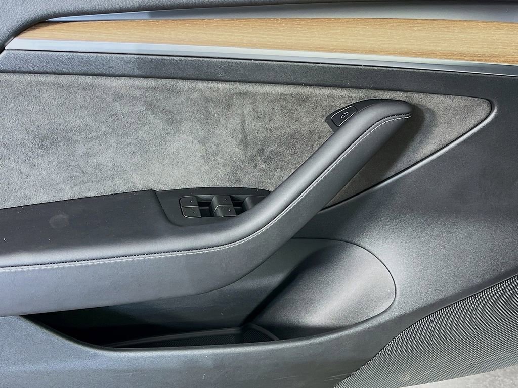 Used 2023 Tesla Model 3 Standard Range RWD image 24