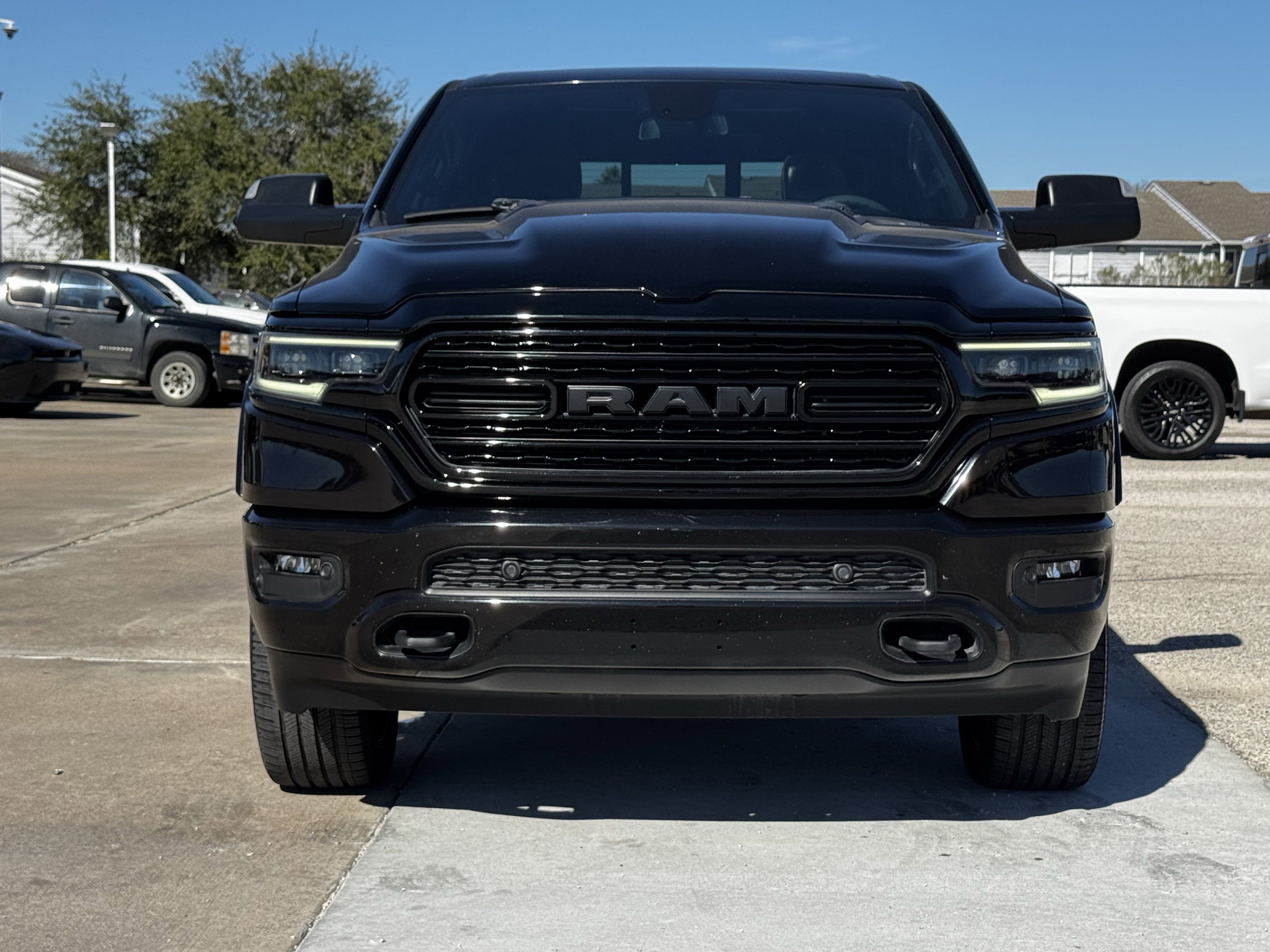 Used 2020 RAM 1500 Limited w/ Black Appearance Package image 5