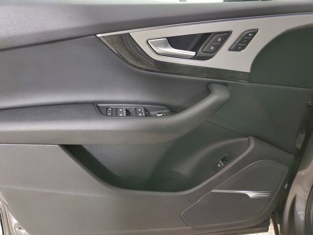 Used 2019 Audi Q7 2.0T Premium Plus w/ Premium Plus Package AWD/4WD image 20