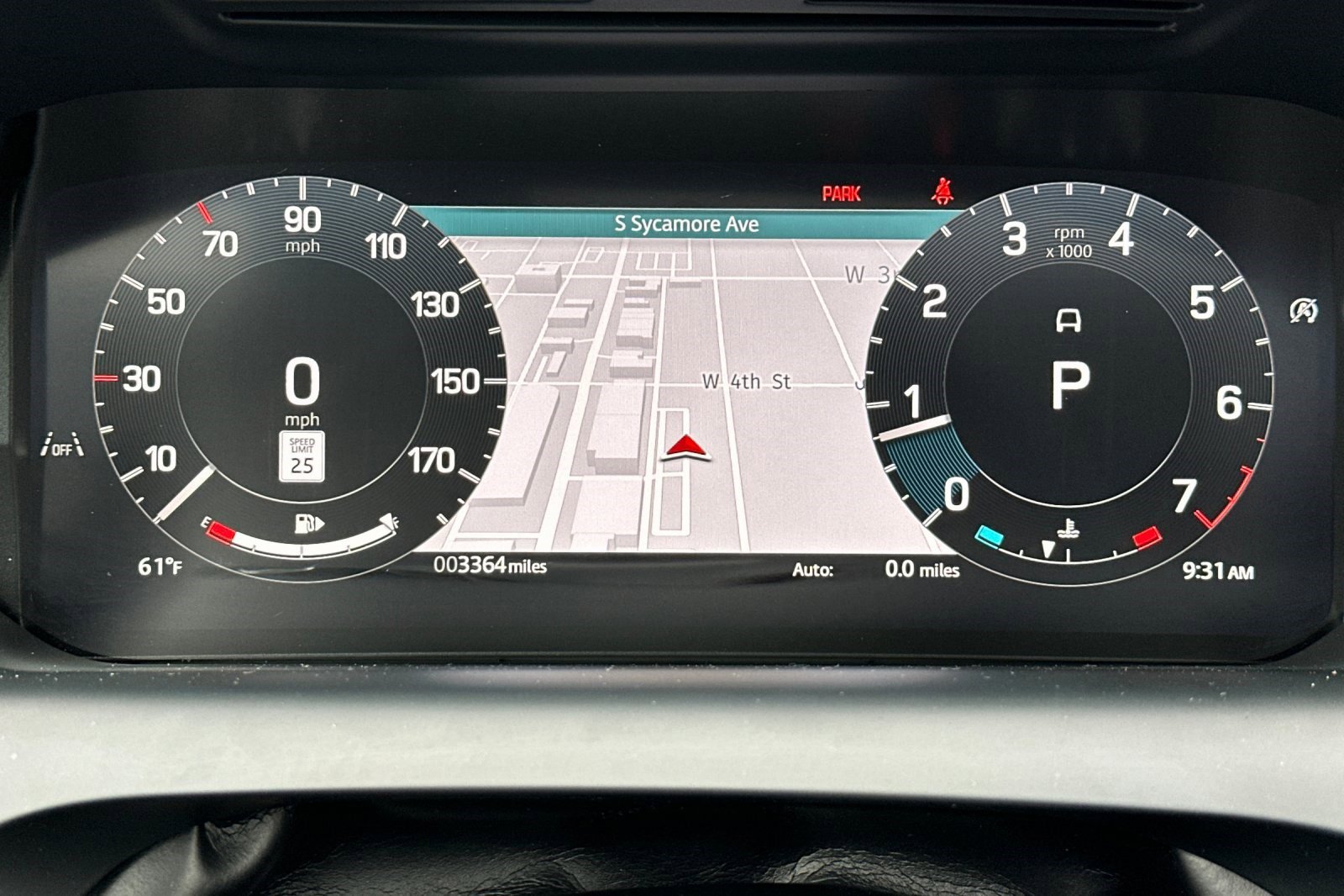 Used 2025 Land Rover Discovery Sport S image 19