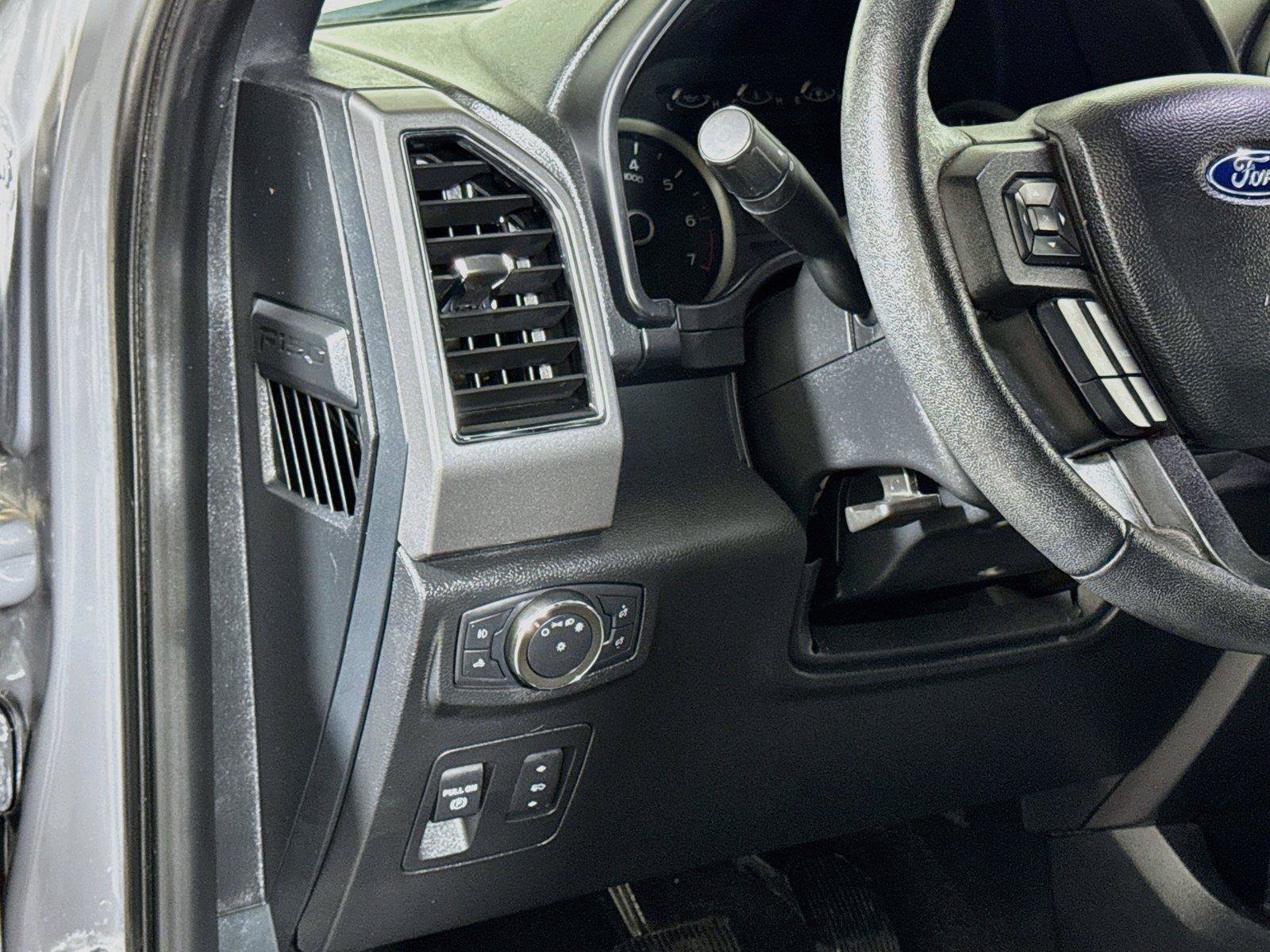 Used 2020 Ford F150 XLT w/ Equipment Group 302A Luxury AWD/4WD image 8