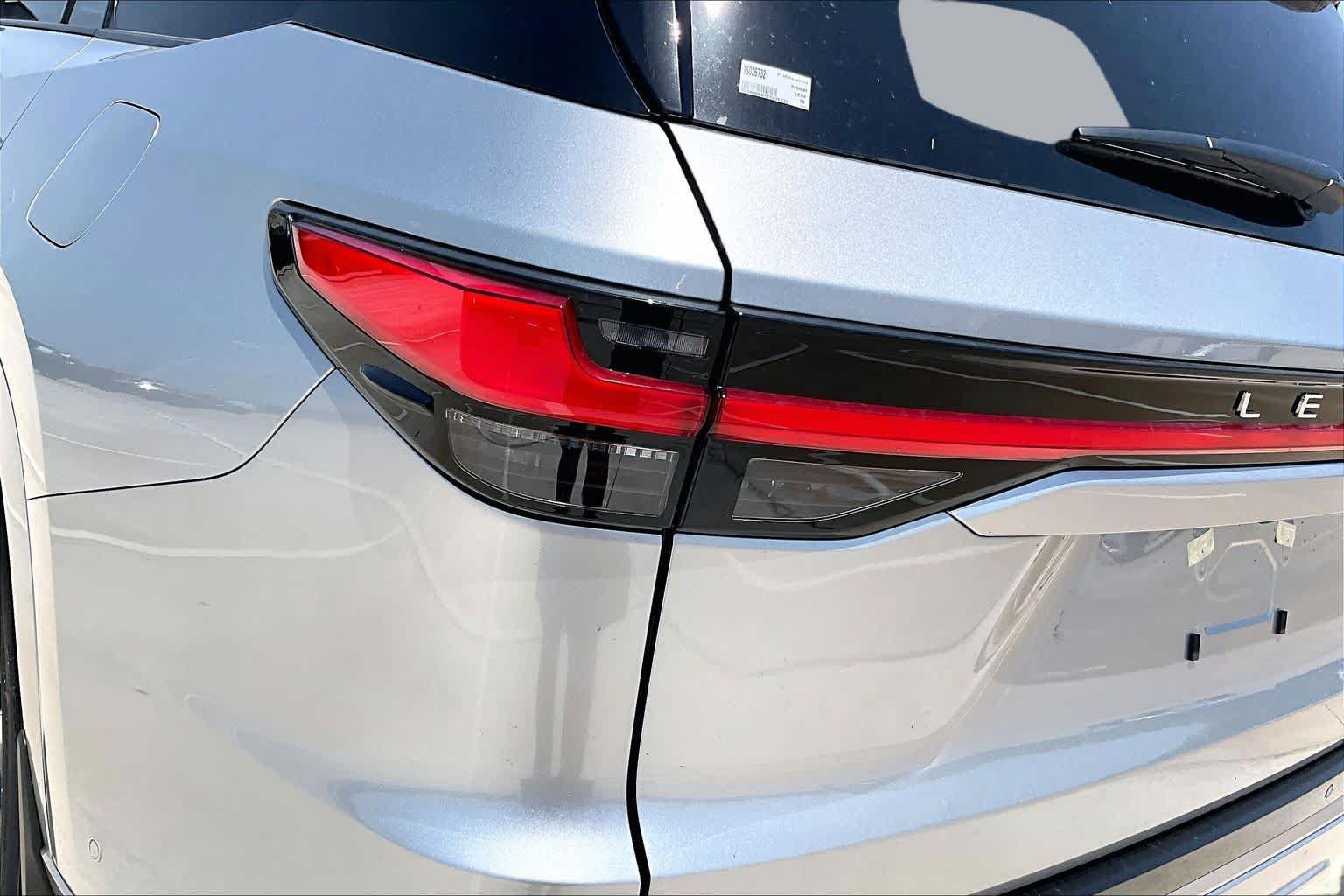 New 2026 Lexus TX 500h AWD image 6