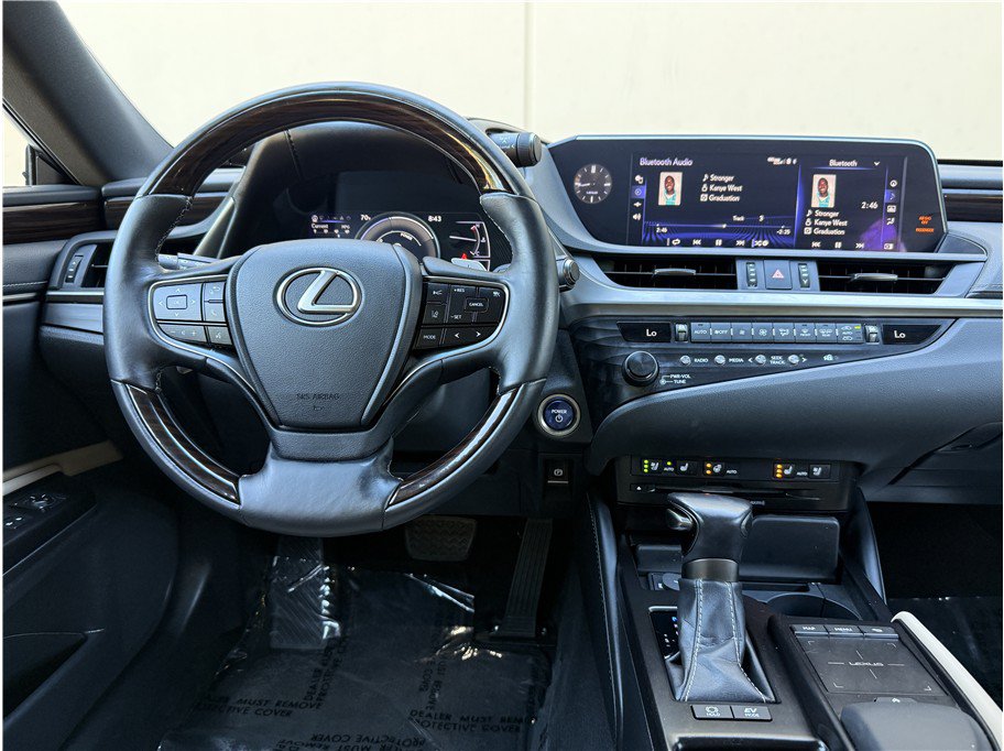Used 2019 Lexus ES 300h w/ Premium Package FWD image 15