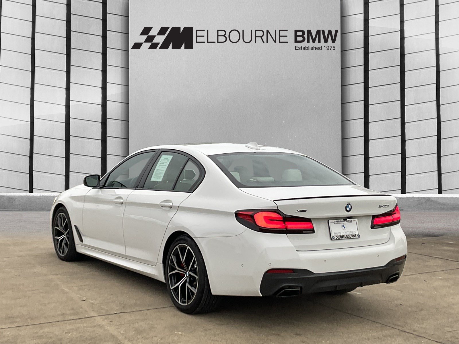 Certified 2023 BMW 540i xDrive w/ M Sport Package AWD/4WD image 6