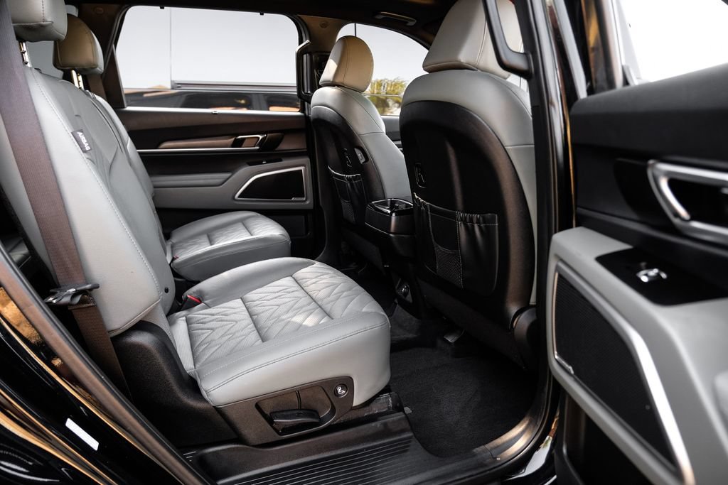 Used 2023 Kia Telluride EX X-Line AWD/4WD image 39