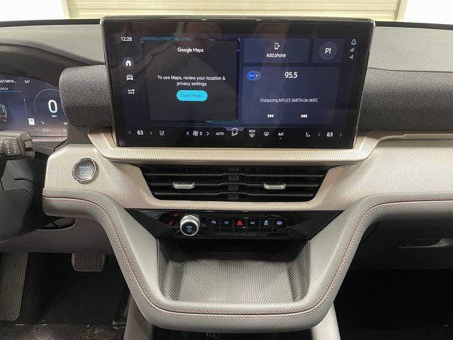 New 2026 Ford Explorer Active w/ Active Comfort Package AWD/4WD image 16