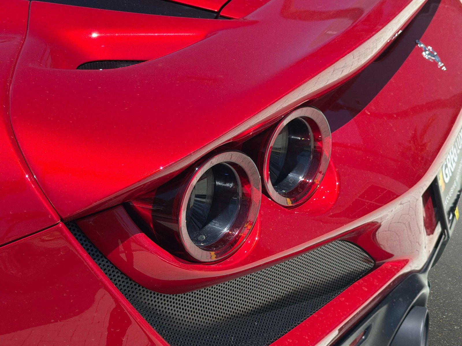 Used 2021 Ferrari F8 Tributo image 16