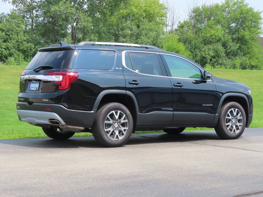 Used 2023 GMC Acadia SLE w/ Driver Convenience Package image 3