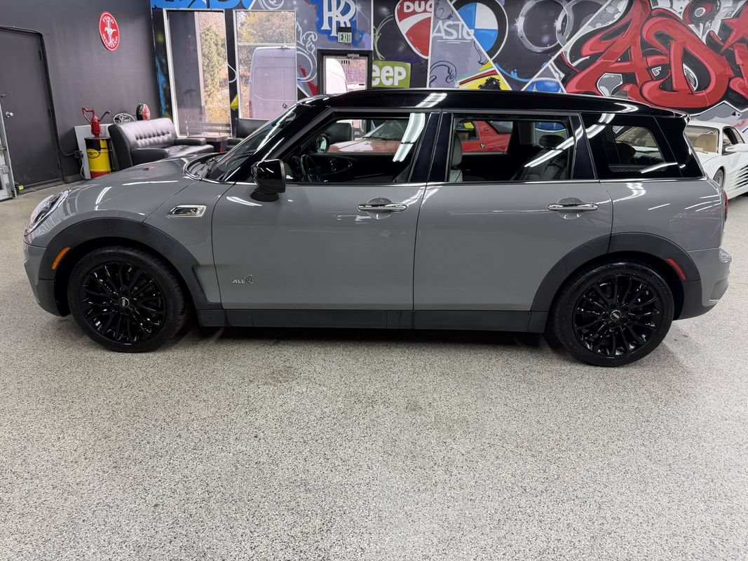 Used 2021 MINI Cooper Clubman S w/ Signature Upholstery Package AWD/4WD image 2