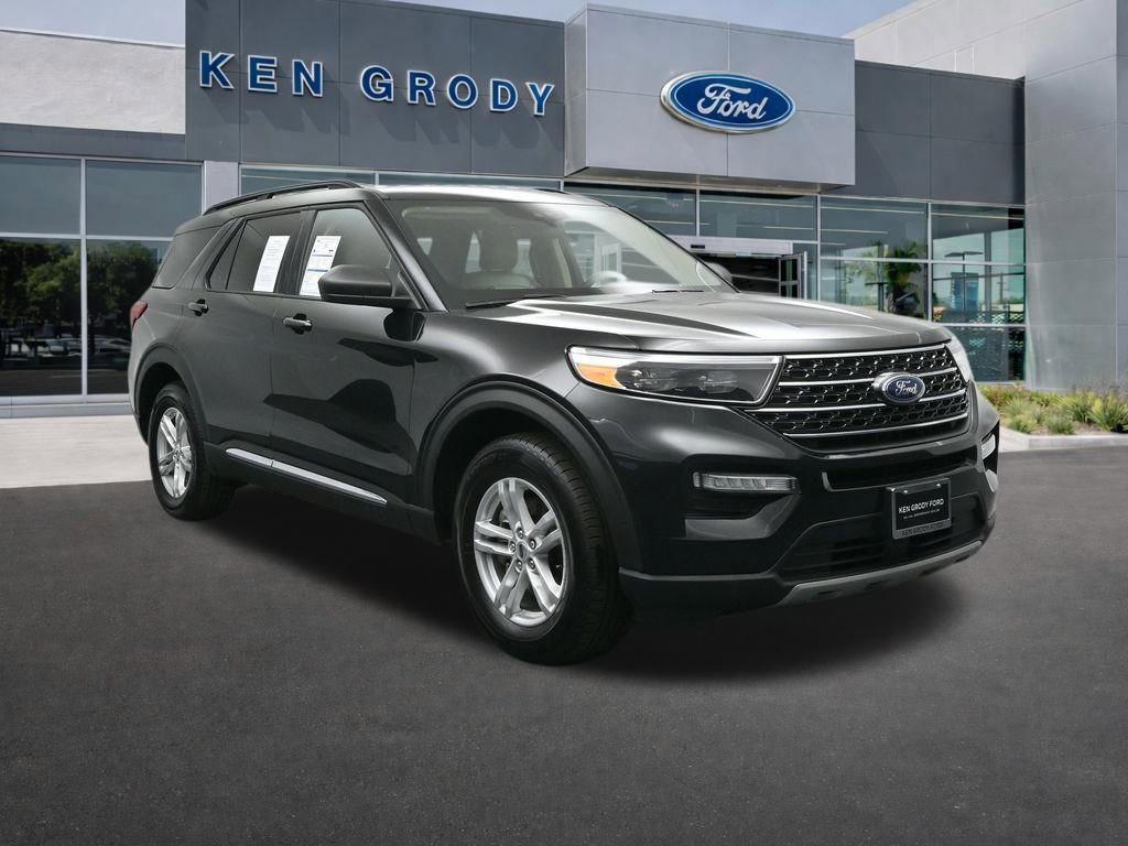 Used 2024 Ford Explorer XLT w/ Equipment Group 202A image 1
