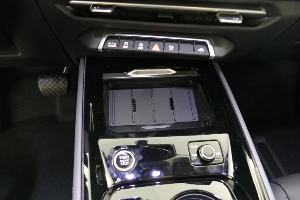 New 2026 Audi Q3 quattro 2.0T AWD/4WD image 19