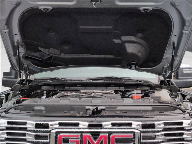 New 2026 GMC Sierra 3500 Denali image 17