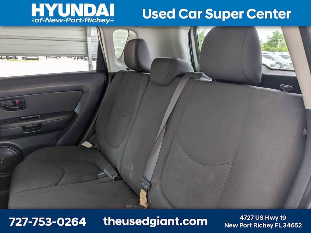 Used 2013 Kia Soul image 14