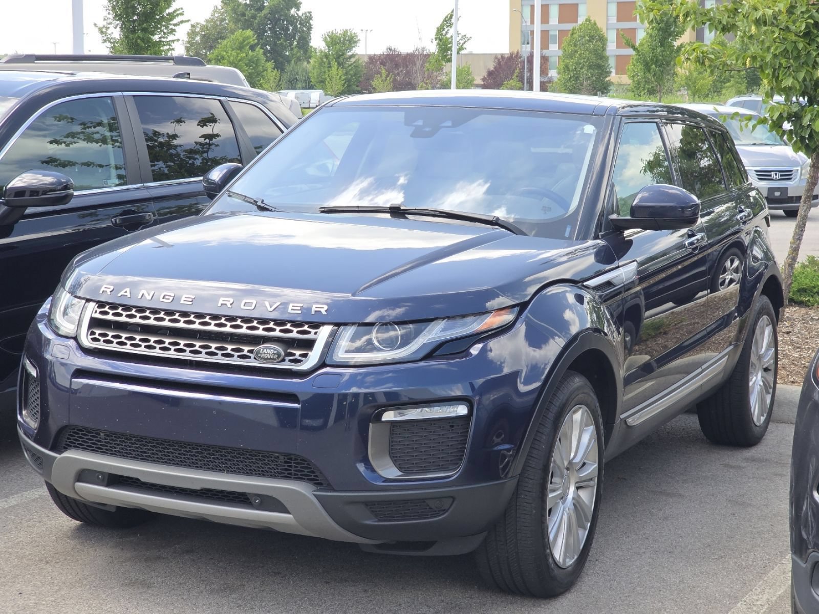 Used 2017 Land Rover Range Rover Evoque HSE AWD/4WD image 5