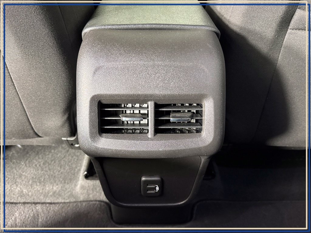 Certified 2024 Chevrolet Equinox LT AWD/4WD image 39