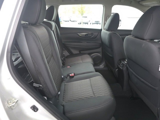 Used 2019 Nissan Rogue S image 13