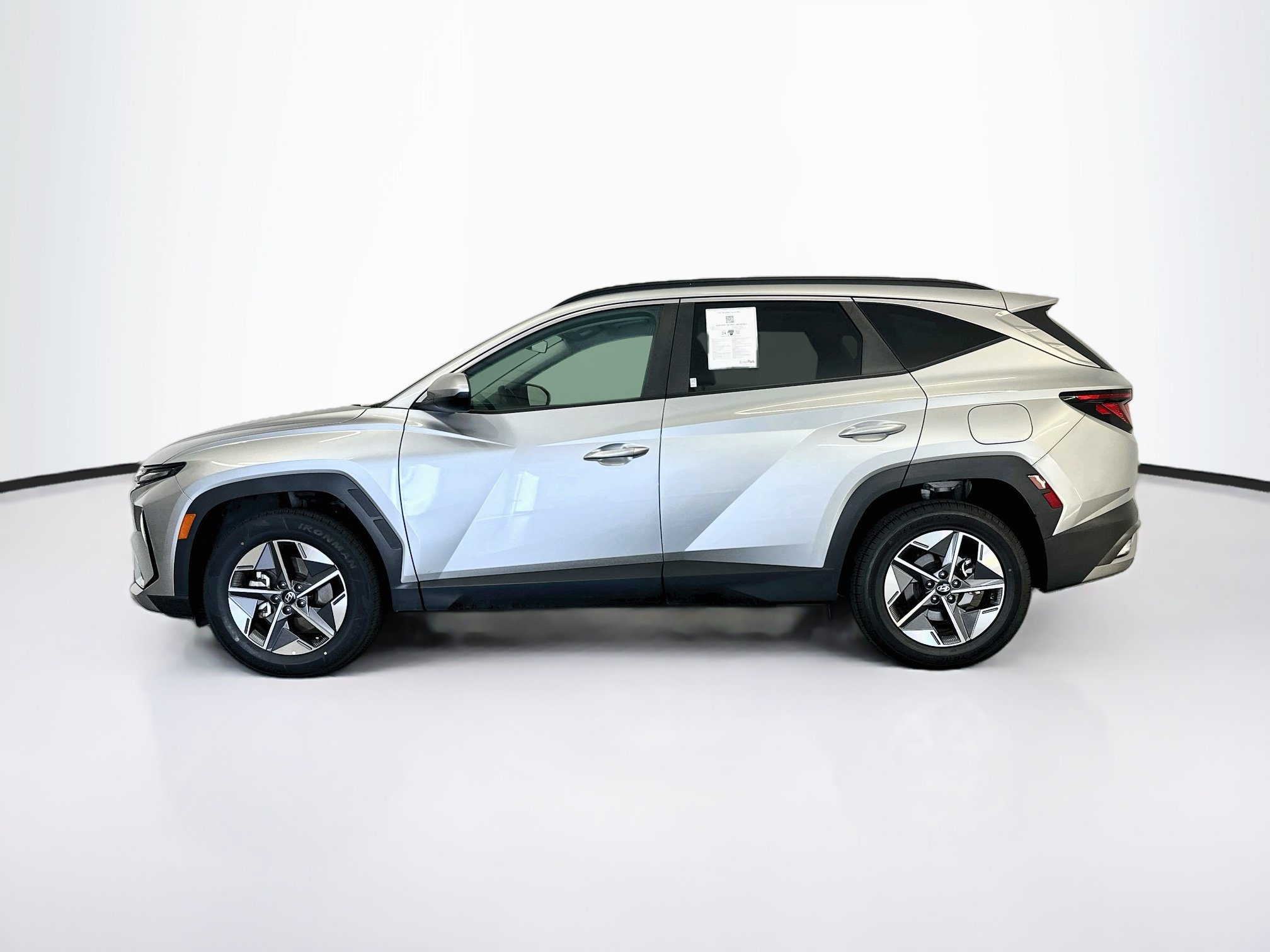 Used 2025 Hyundai Tucson SEL AWD/4WD image 4