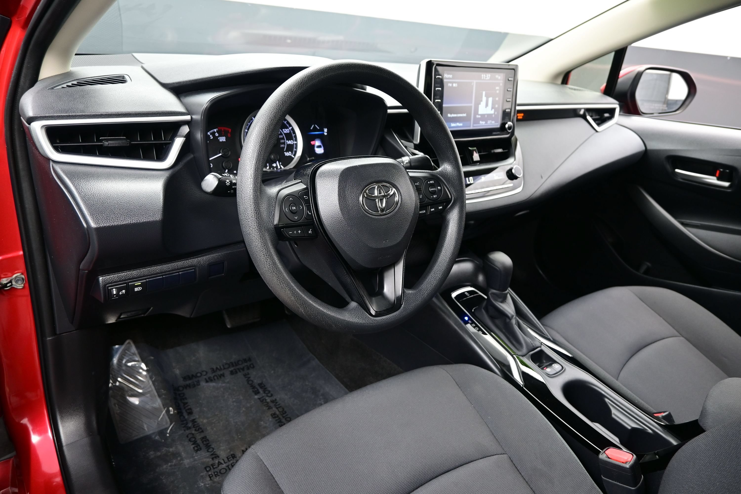 Used 2021 Toyota Corolla LE FWD image 12