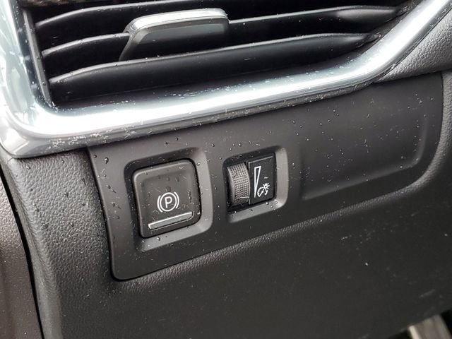 Used 2020 Cadillac XT4 Sport image 9