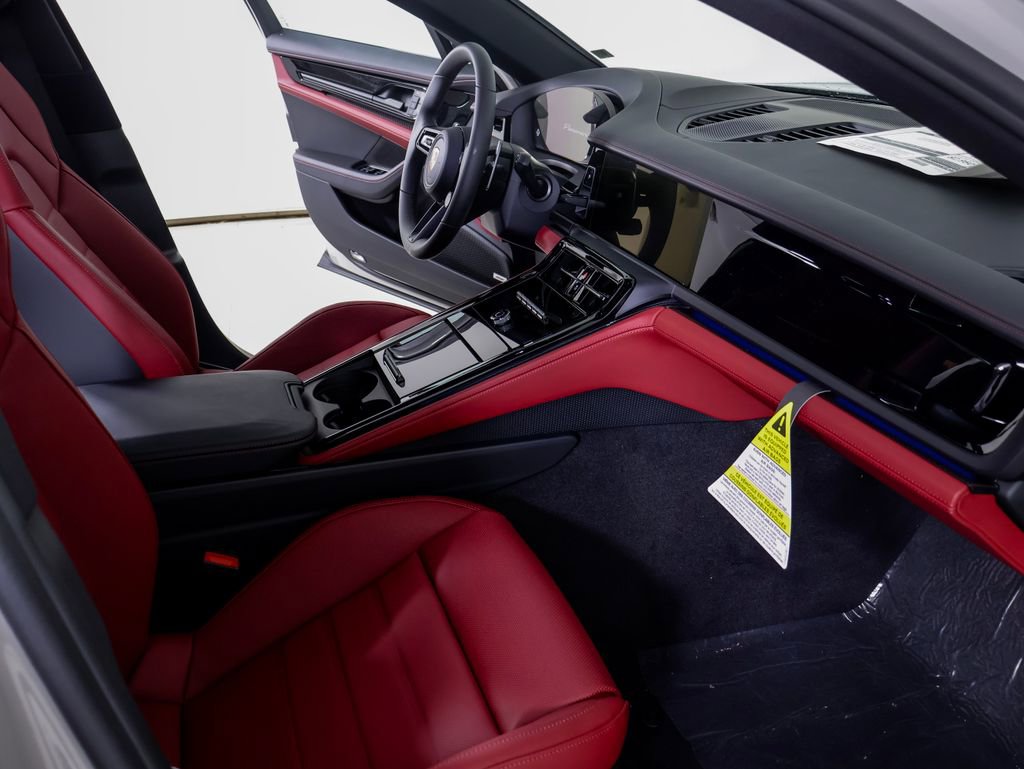 New 2026 Porsche Panamera 4 image 9