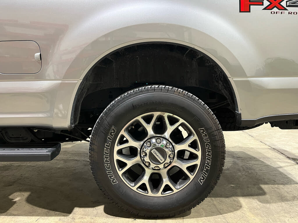 Used 2020 Ford F250 Lariat w/ Lariat Value Package AWD/4WD image 39