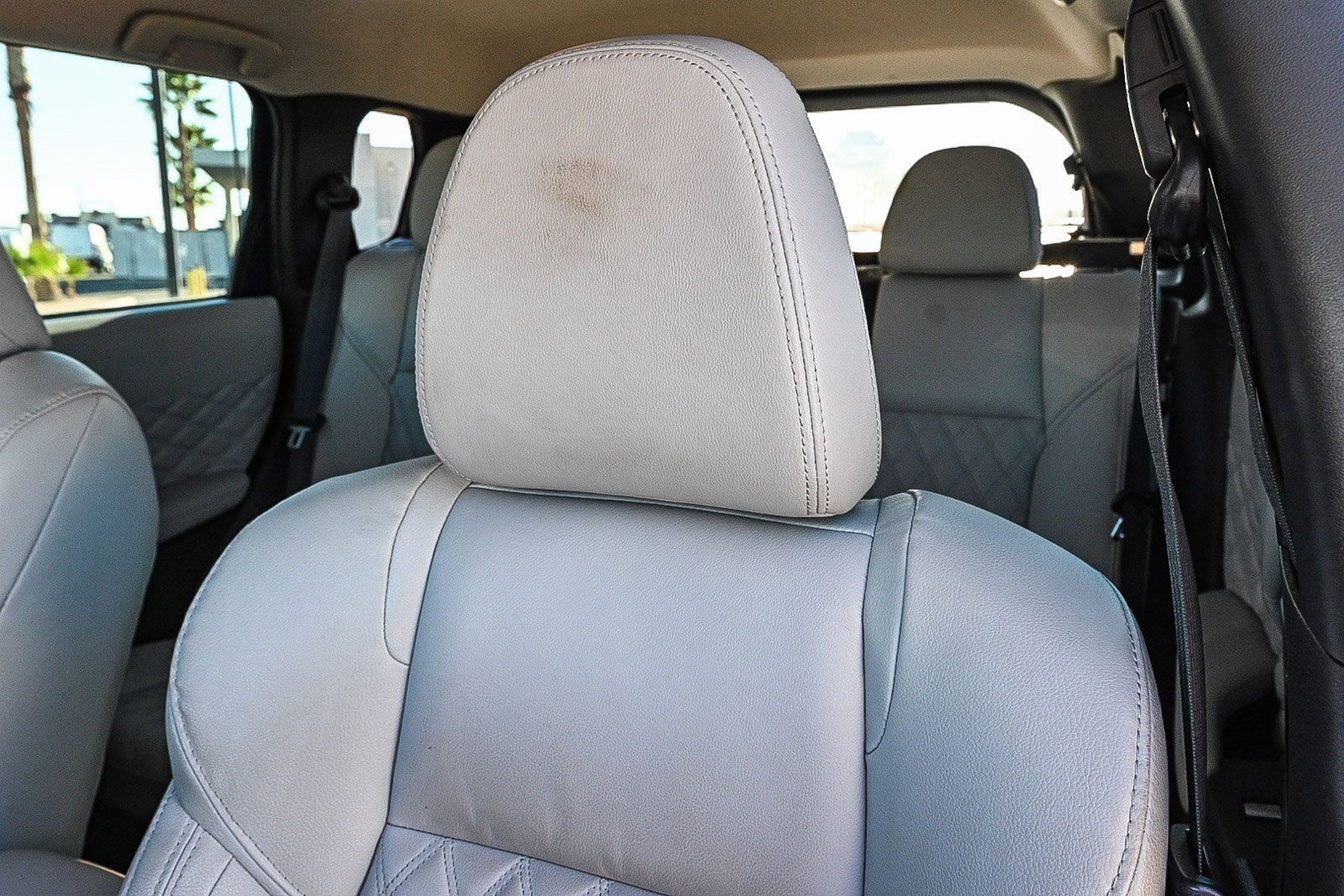 Used 2022 Mitsubishi Outlander SEL image 25