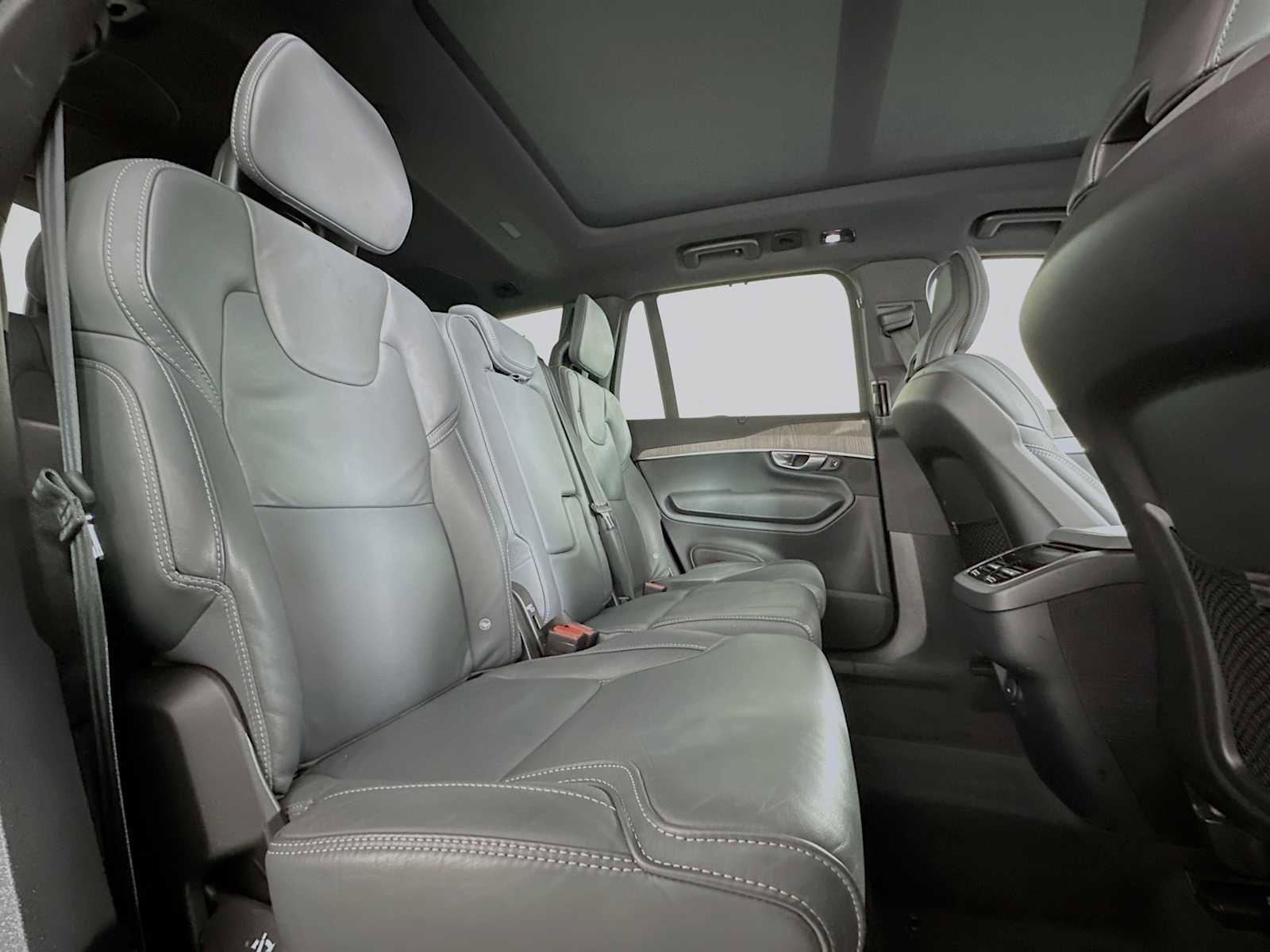Used 2023 Volvo XC90 B6 Ultimate w/ Protection Package Premier AWD/4WD image 27