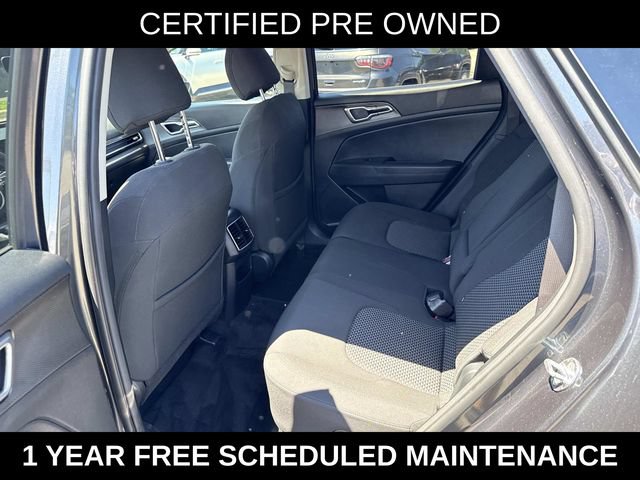 Used 2023 Kia Sportage LX AWD/4WD image 16