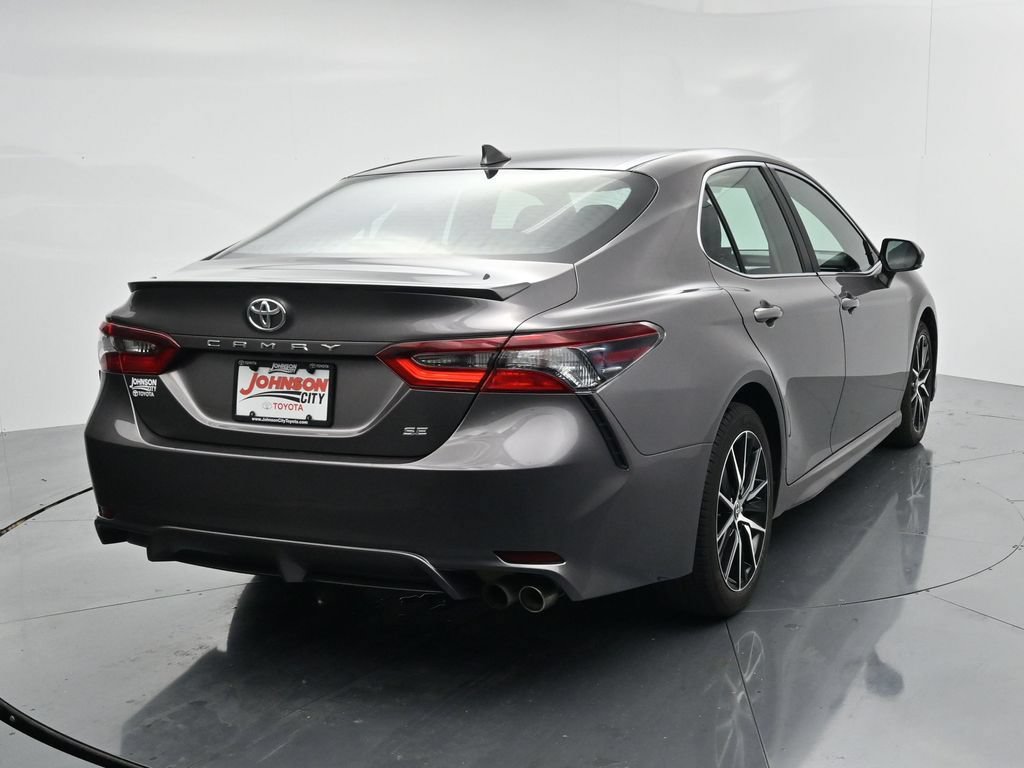 Used 2023 Toyota Camry SE FWD image 6