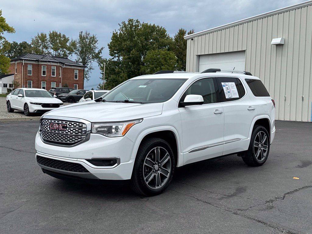 Used 2019 GMC Acadia Denali AWD/4WD image 3