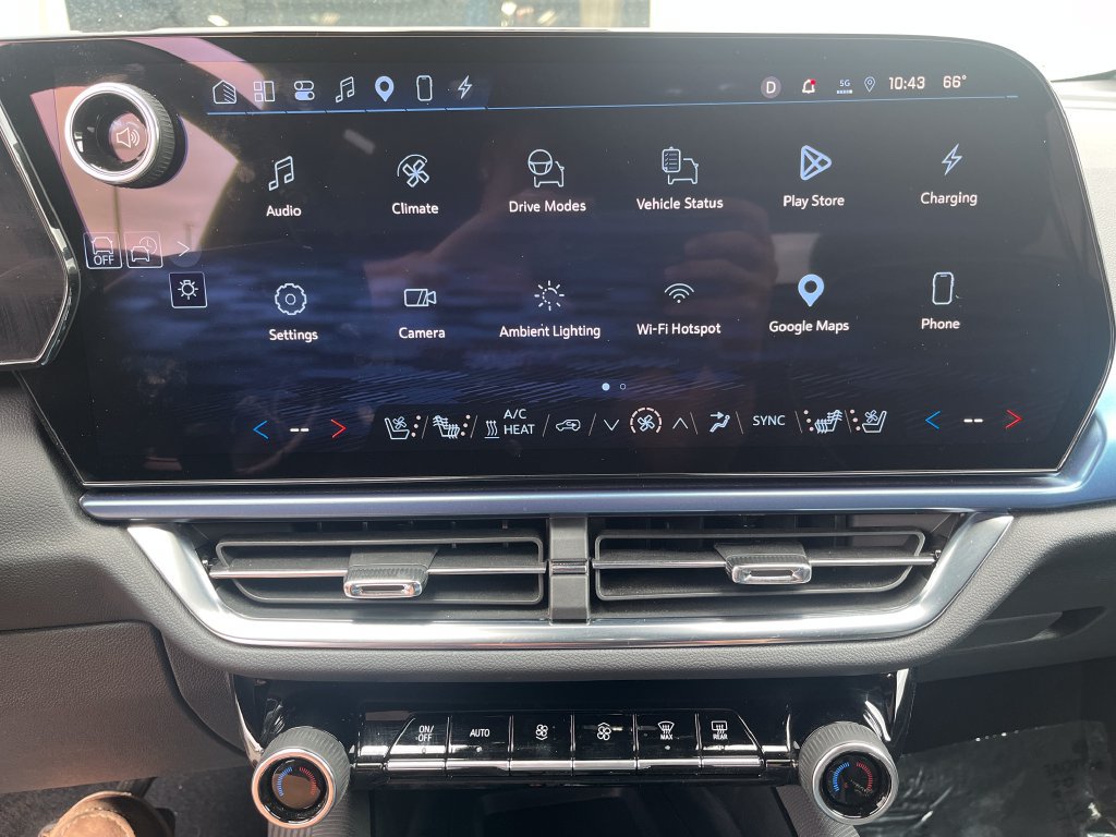 New 2025 Chevrolet Equinox EV LT w/ Convenience Package II AWD/4WD image 18