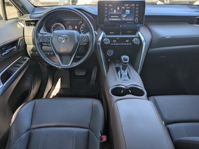 Used 2021 Toyota Venza XLE w/ Softex Package image 19