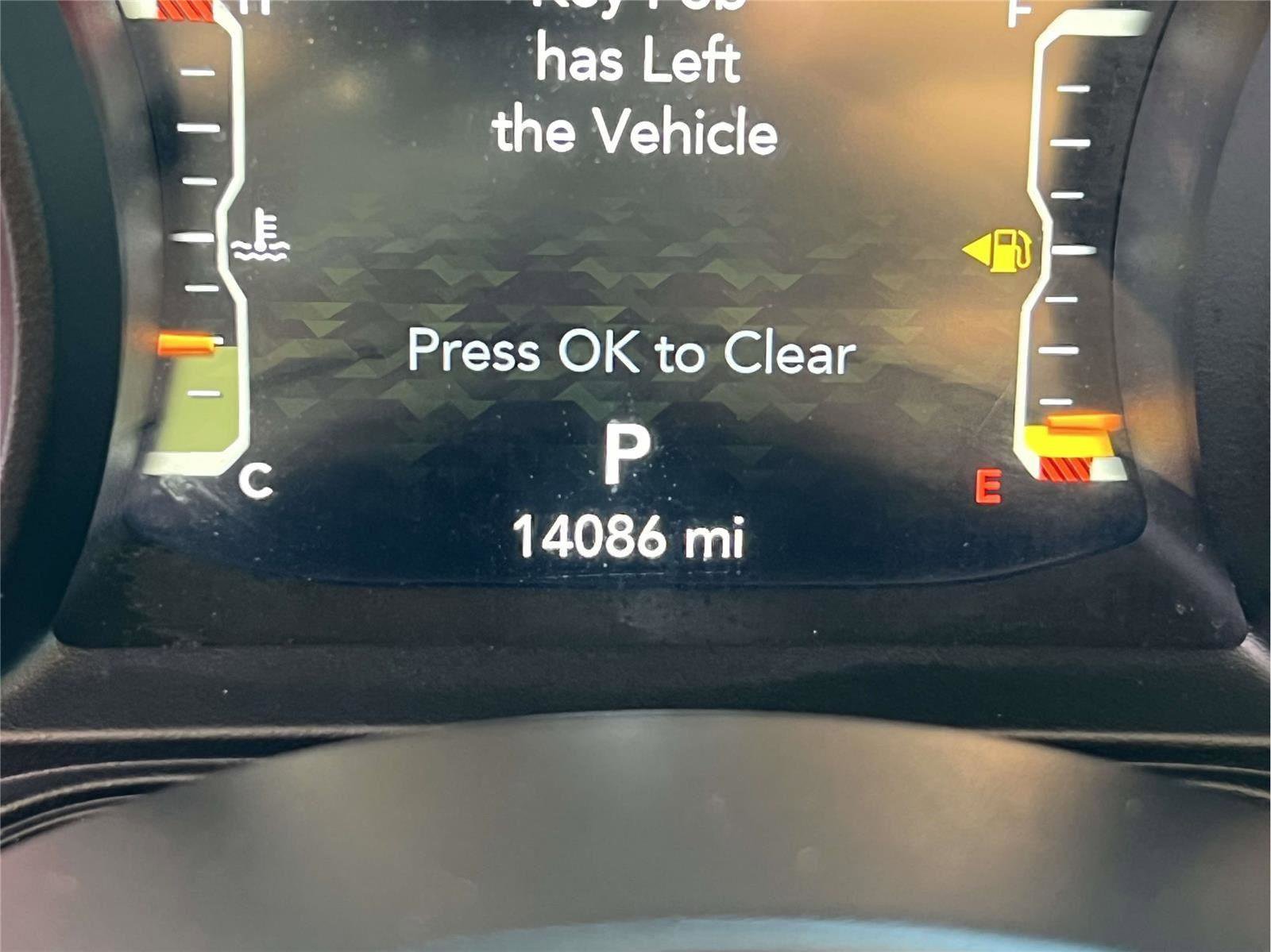 Used 2025 Jeep Wrangler Sahara image 26