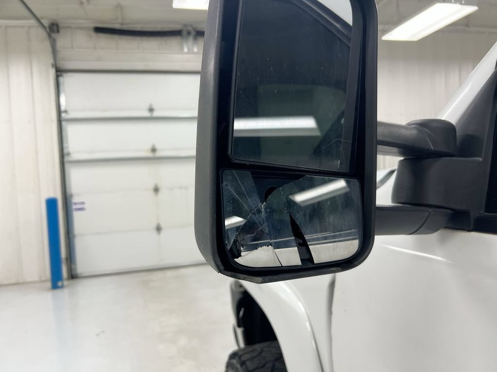 Used 2006 Chevrolet Silverado 2500 LT AWD/4WD image 25