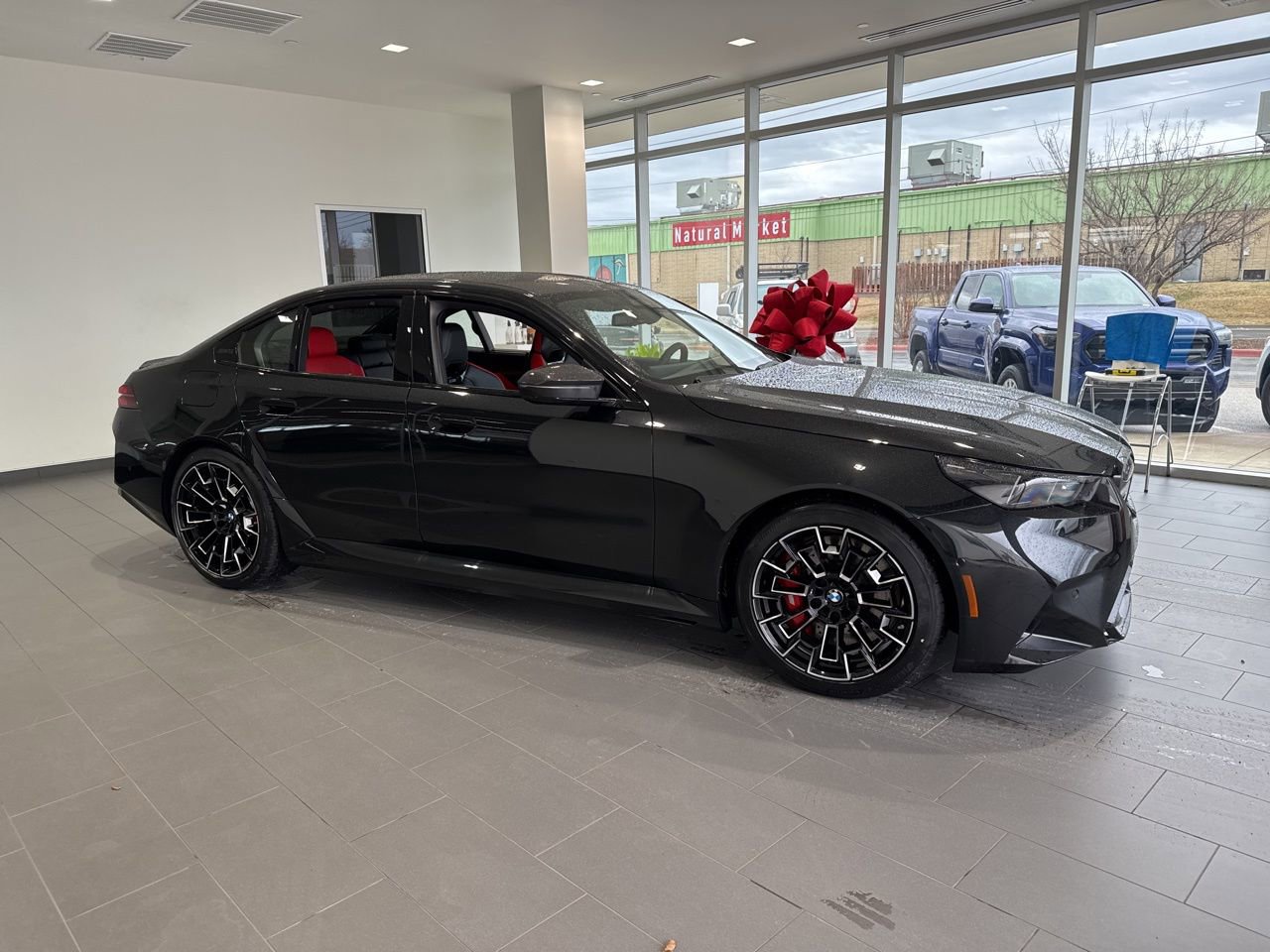 New 2026 BMW M5 w/ Carbon Package image 1