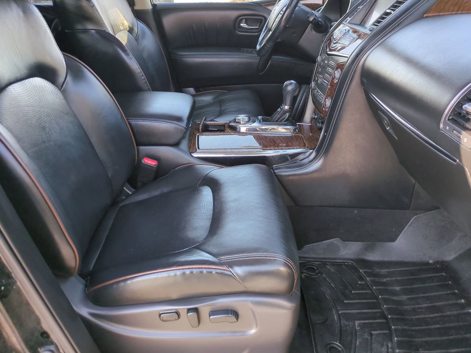 Used 2019 Nissan Armada Platinum image 23