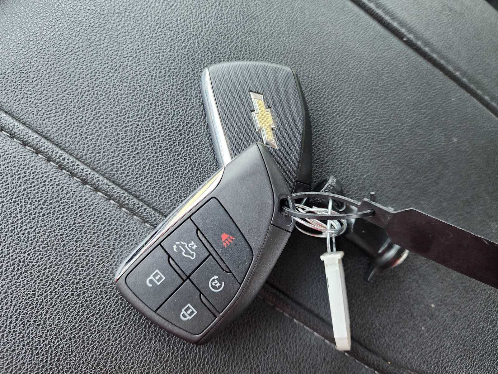 Used 2023 Chevrolet Silverado 1500 RST AWD/4WD image 29