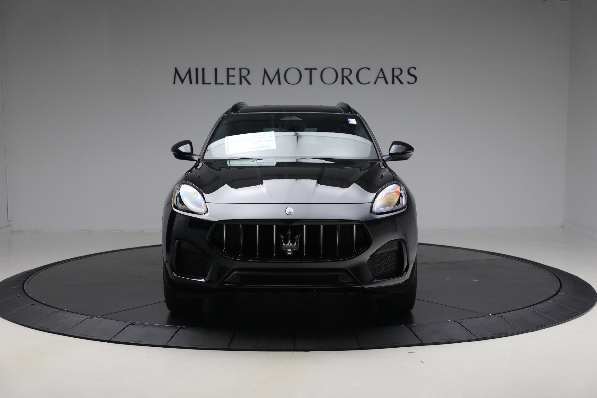 New 2025 Maserati Grecale GT image 12