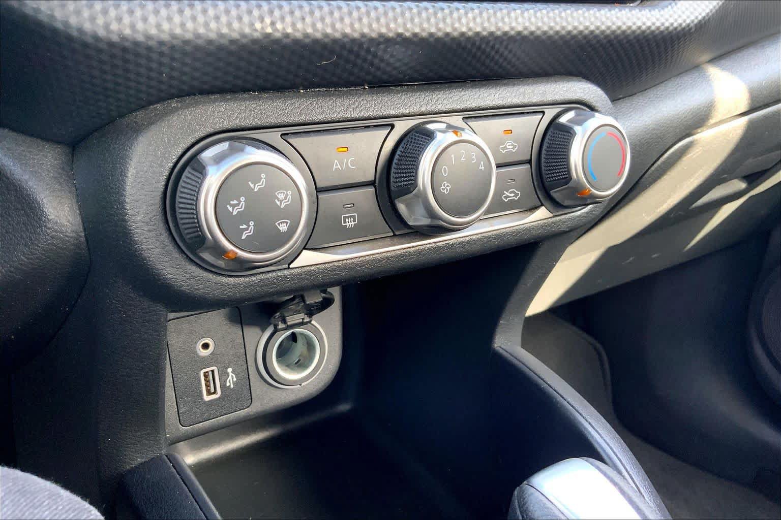 Used 2024 Nissan Kicks S FWD image 34