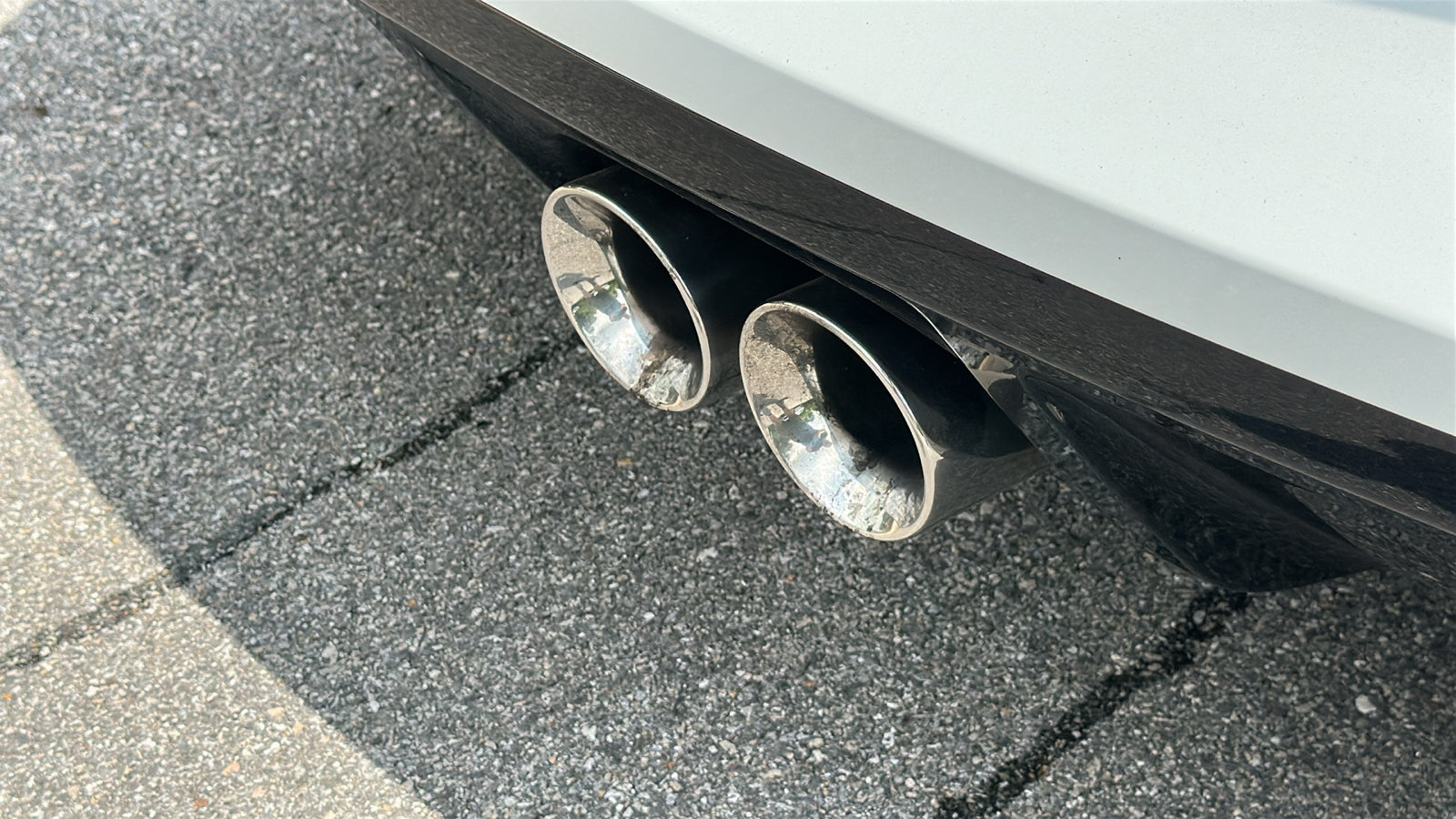 Used 2015 Jaguar F-TYPE S RWD image 14