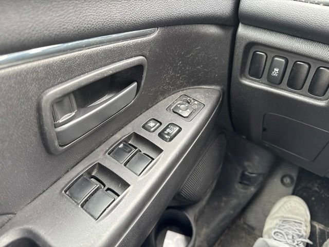 Used 2015 Mitsubishi Outlander Sport ES FWD image 19