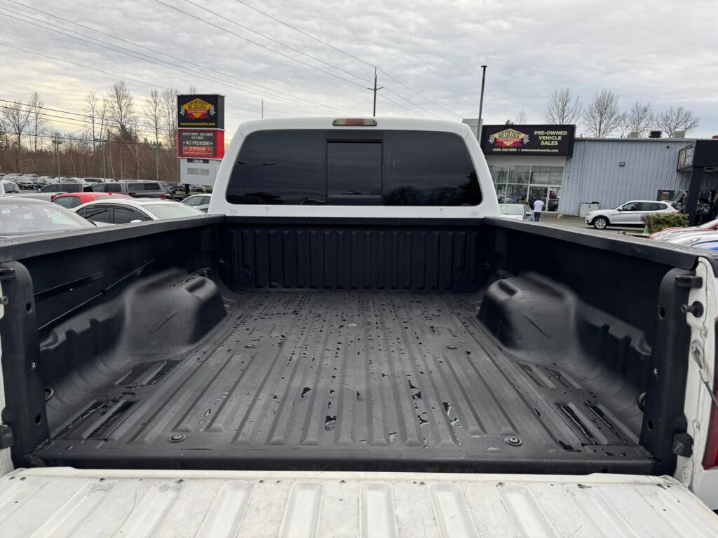 Used 2012 Ford F250 XLT w/ XLT Interior Pkg image 4