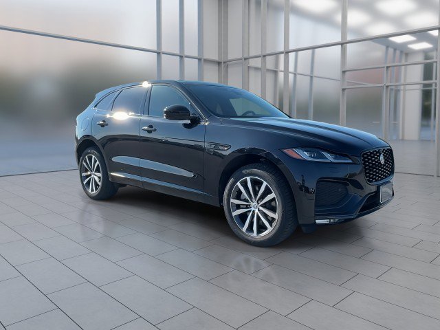 New 2026 Jaguar F-PACE R-Dynamic S image 2