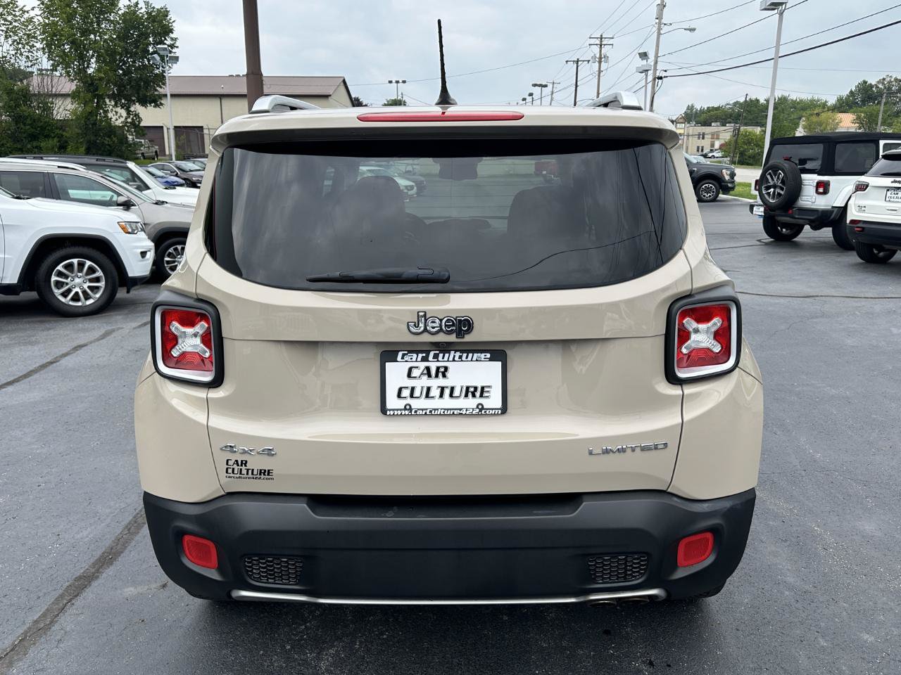 Used 2015 Jeep Renegade Limited AWD/4WD image 14
