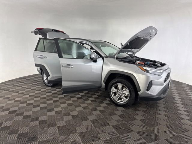 Used 2024 Toyota RAV4 XLE image 14