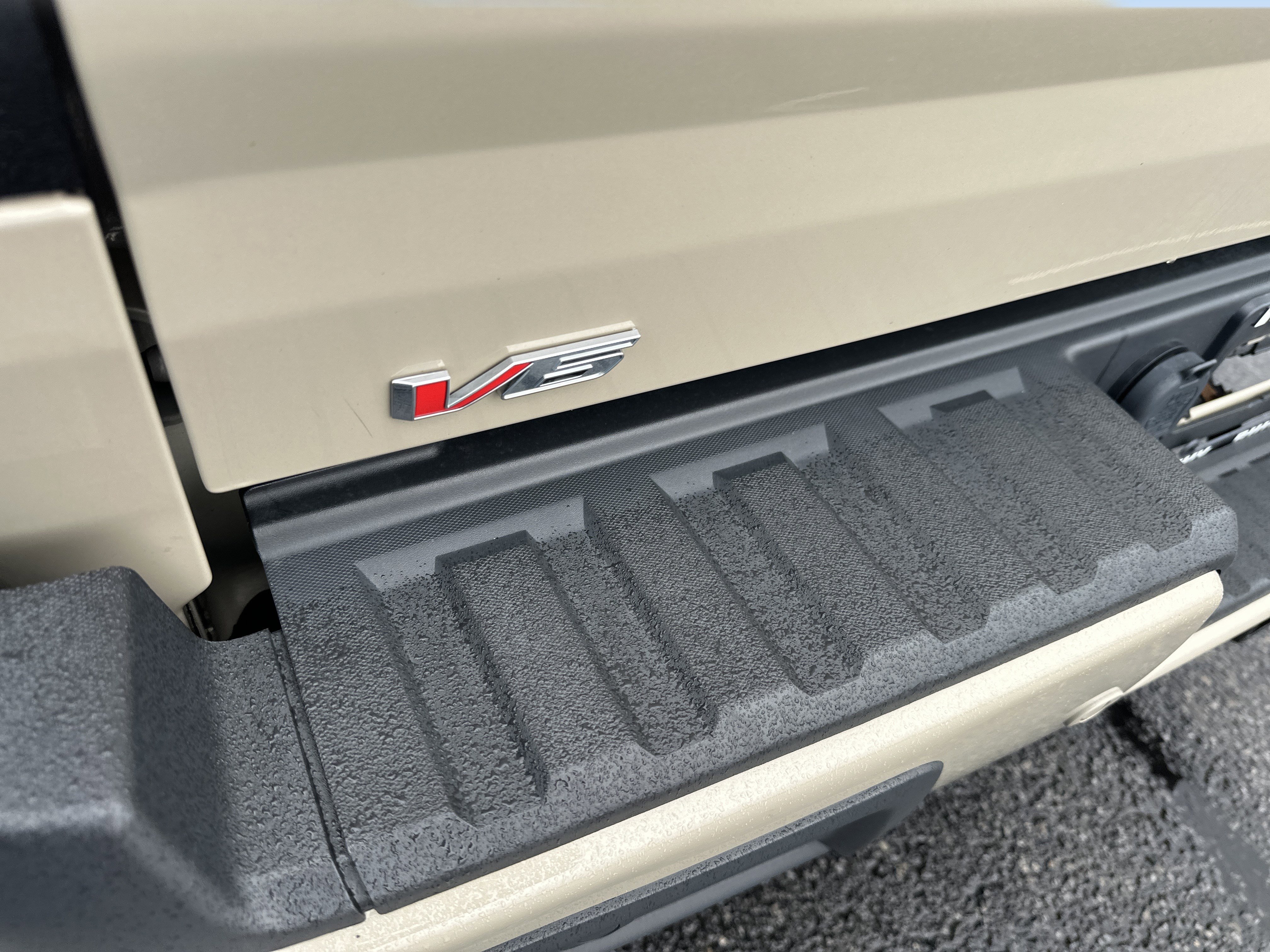 Used 2021 GMC Canyon Elevation w/ Driver Alert Package image 6