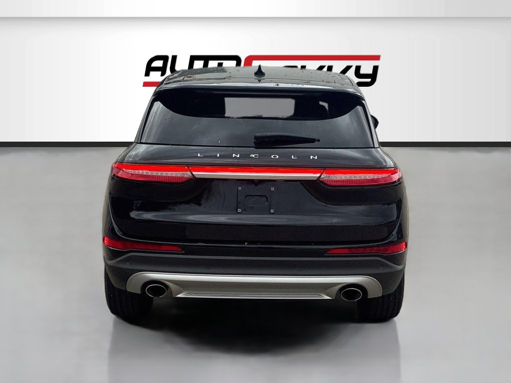 Used 2025 Lincoln Corsair AWD image 6