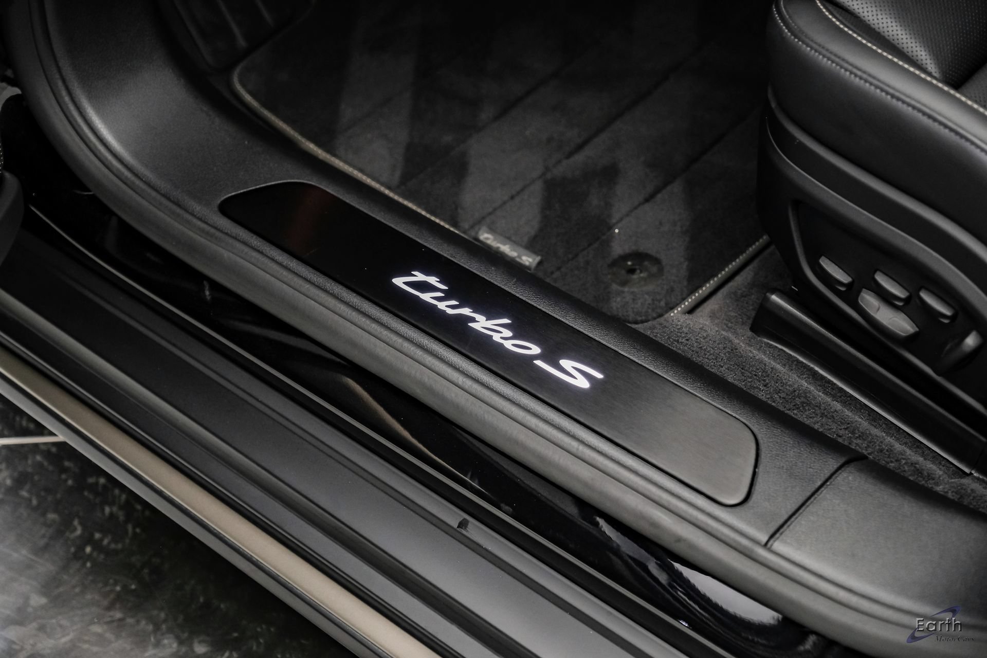 Used 2026 Porsche Panamera Turbo S AWD/4WD image 42