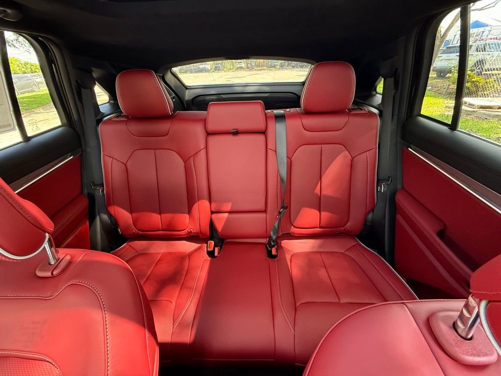 New 2025 Jeep Wagoneer S Launch Edition image 13